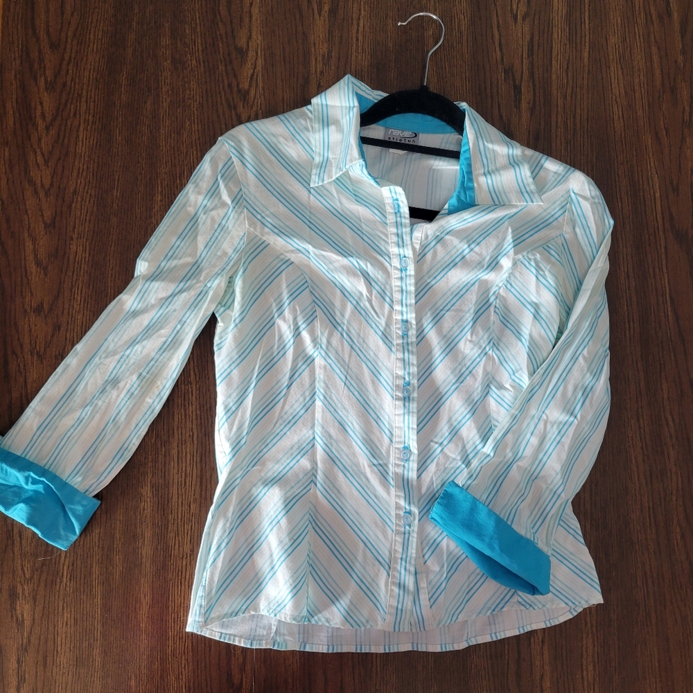 White and teal striped 3/4 sleeve button down shirt
